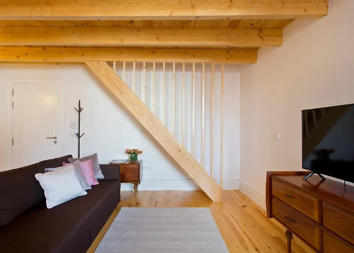 Aposentus - Clerigos Tower View Mezzanine *