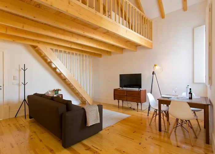 Aposentus - Clerigos Tower View Mezzanine דירה פורטו