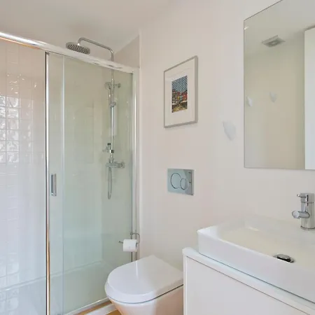 Aposentus - Clerigos Tower View Mezzanine アパート