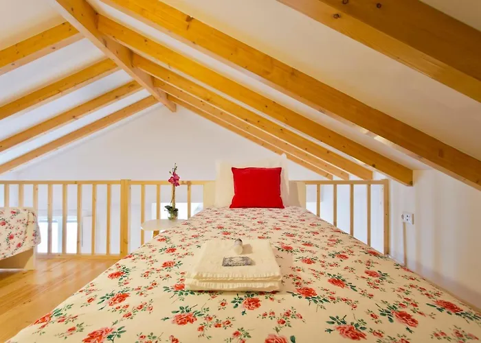 Aposentus - Clerigos Tower View Mezzanine Διαμέρισμα *