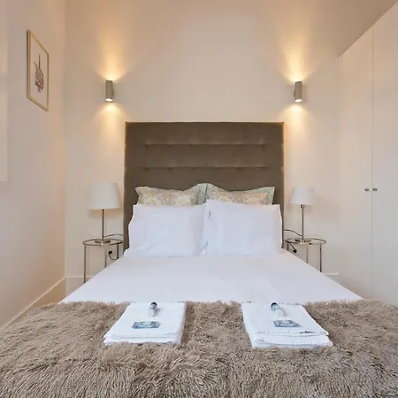 Apartman Aposentus - Clerigos Tower View Mezzanine