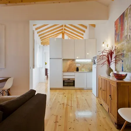 Aposentus - Clerigos Tower View Mezzanine *