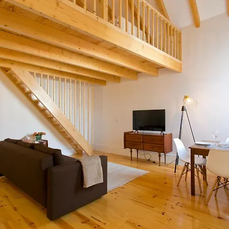 Aposentus - Clerigos Tower View Mezzanine Apartman Porto